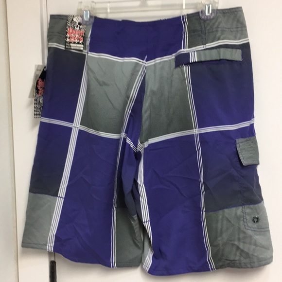 Point Zero Men’s Large Swim Trunks - Picture 2 of 4